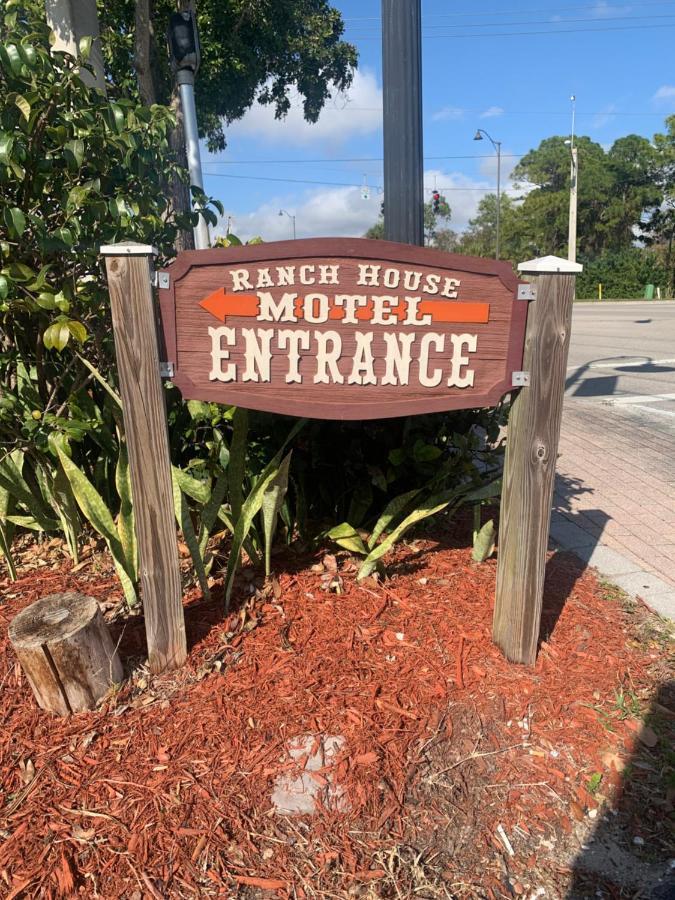 Buffalo Chip'S Ranch House Motel Bonita Springs Exterior foto